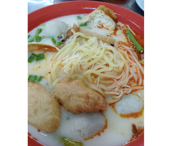 white curry fish ball