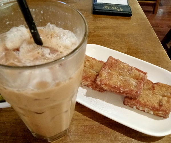 Ice Tea and Fried Foo Juk ice tea fu juk
